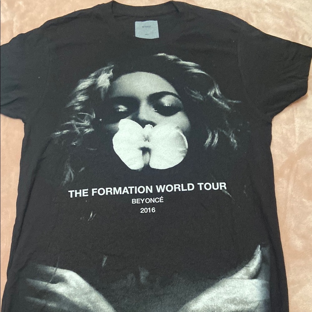 Beyoncé The Formation World Tour 2016 Black Graphic Tee